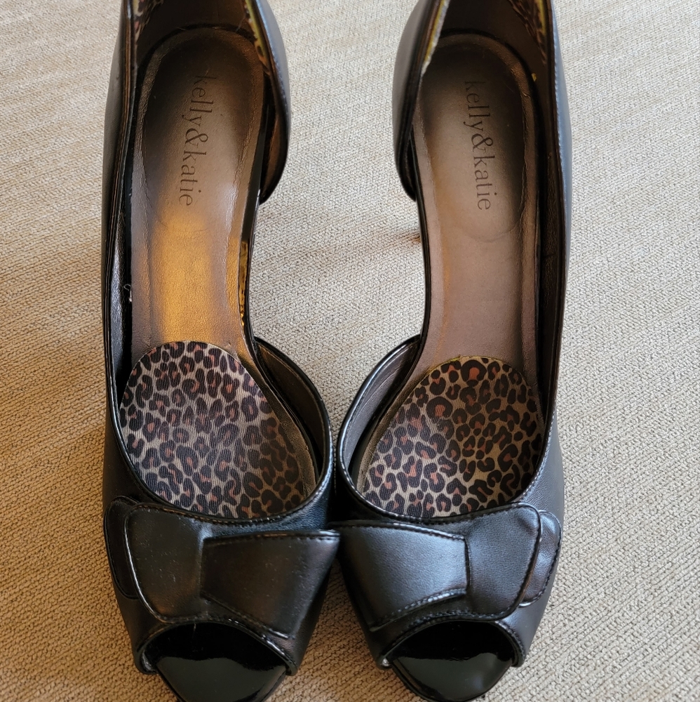 Kelly & Katie kitten heels